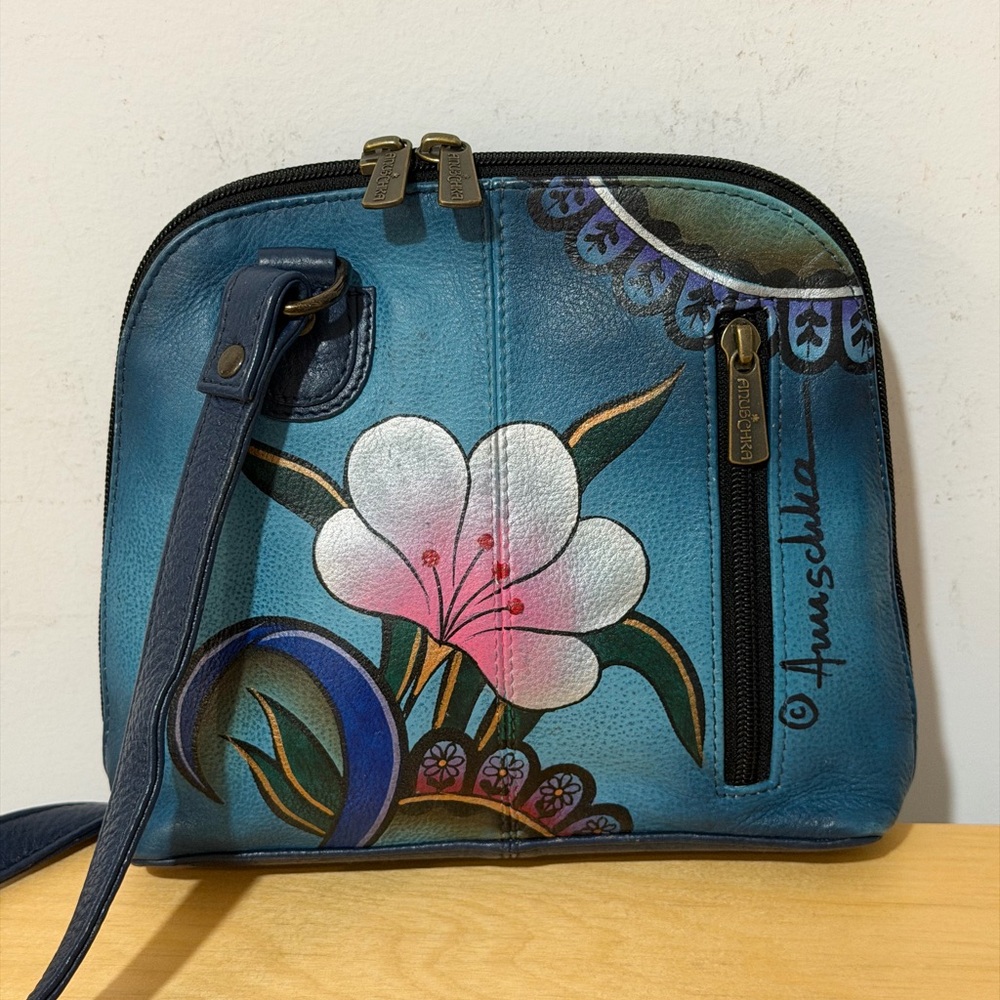 Anna by Anuschka Small Multi Compartment Zip-Arou… - image 4